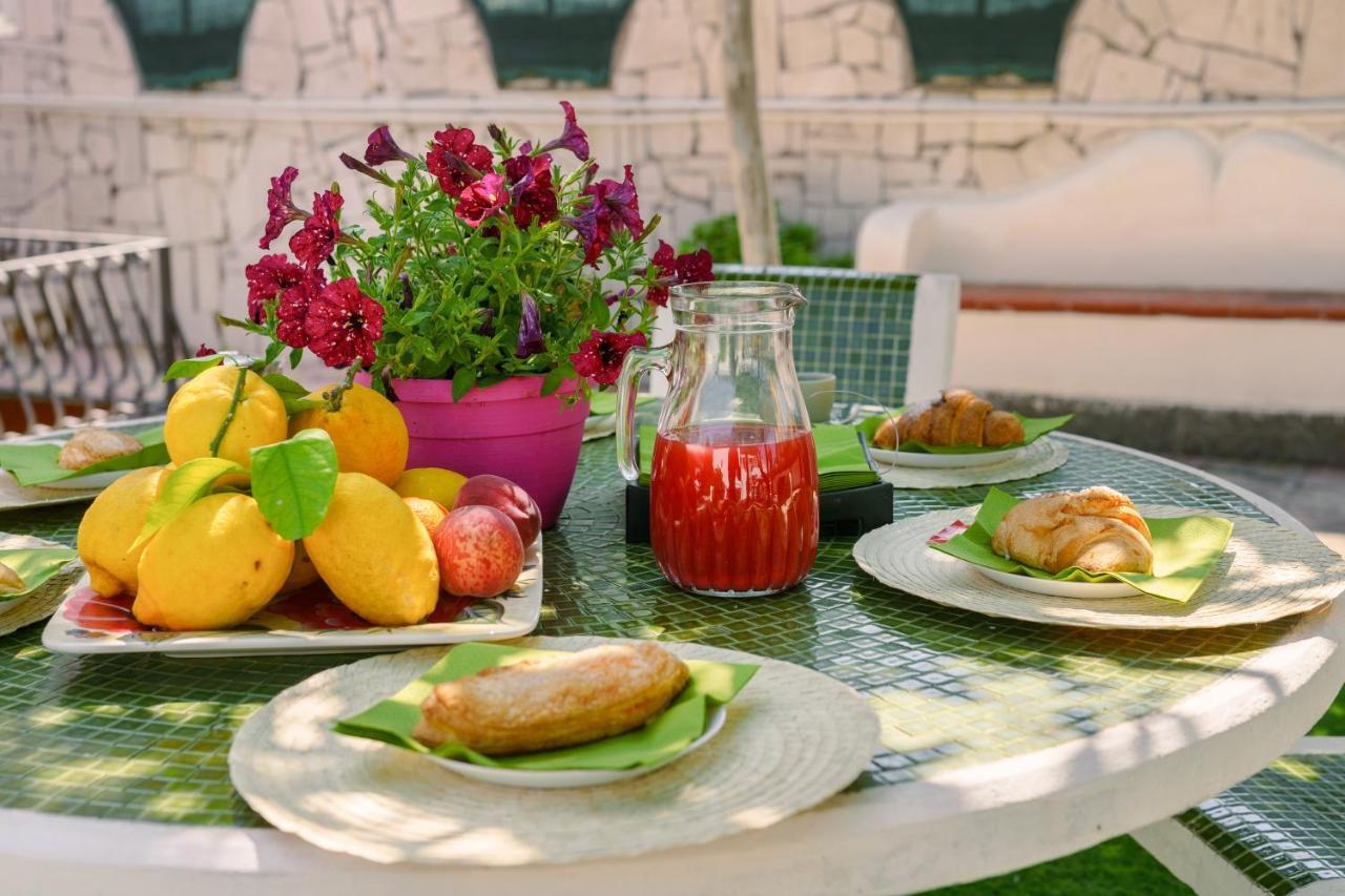 Le Jardin Bed & Breakfast Procida Luaran gambar